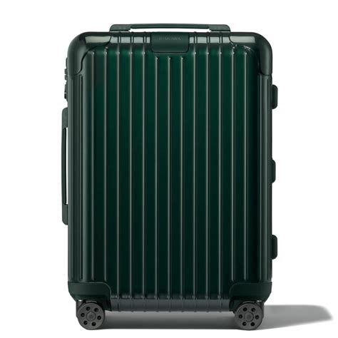 rimowa essential cabin.